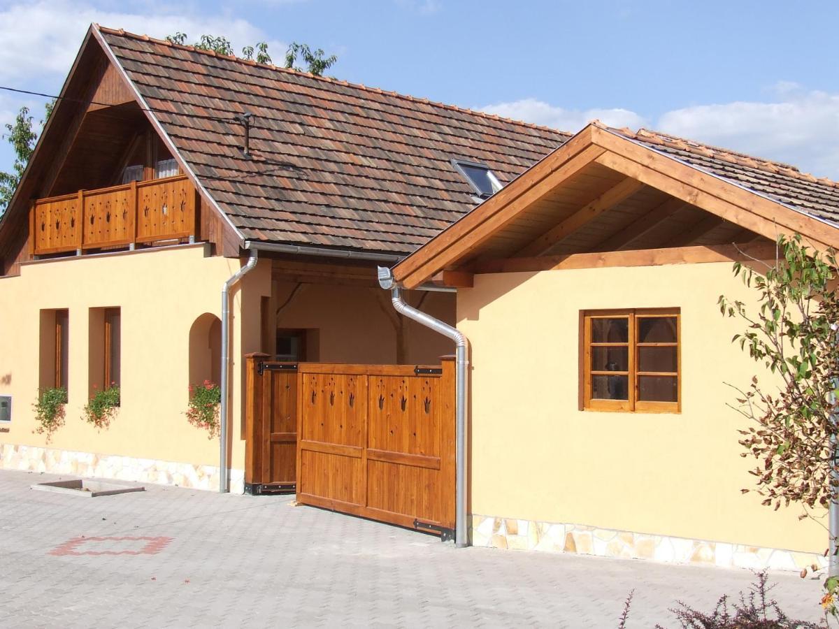 Villa Giulia Vendeghaz Verpelét Exterior foto